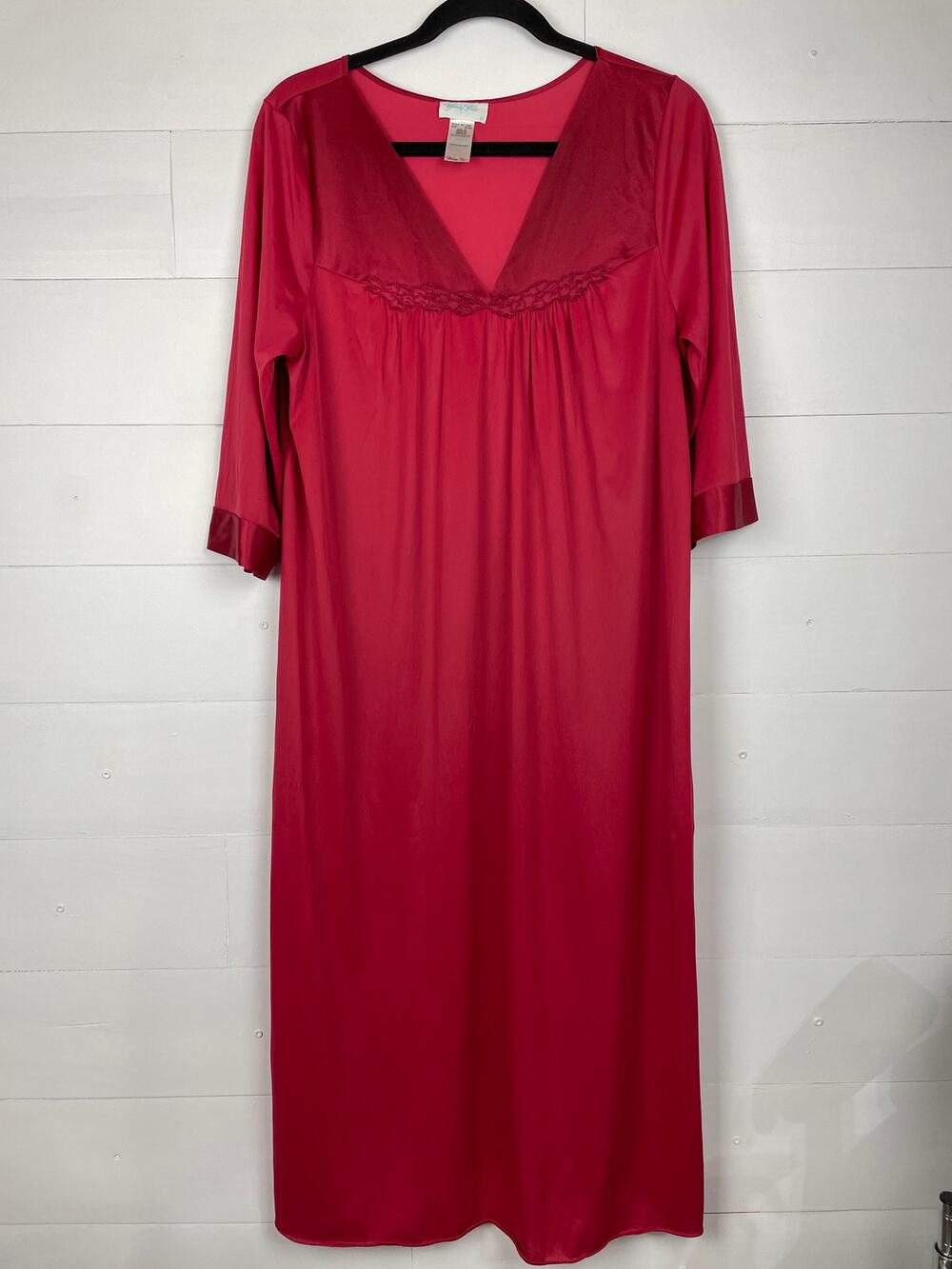Vintage Vanity Fair Red Nylon Maxi Nightgown Satin Trim V-Neck Style 80-108 Med